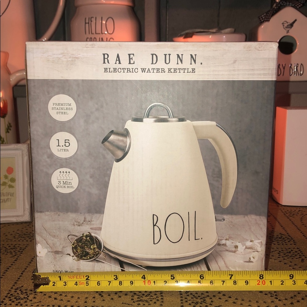 Rae Dunn BOIL Electric Water Kettle - Picture 8 of 9